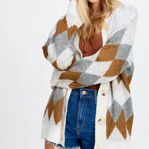 Geo Pattern Sweater Cardigan